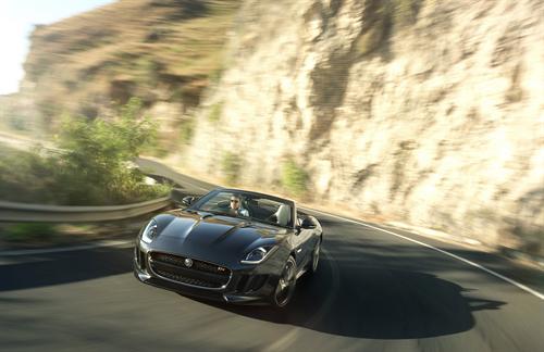 Jaguar F Type V6 2014