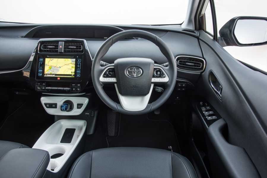 Prius4