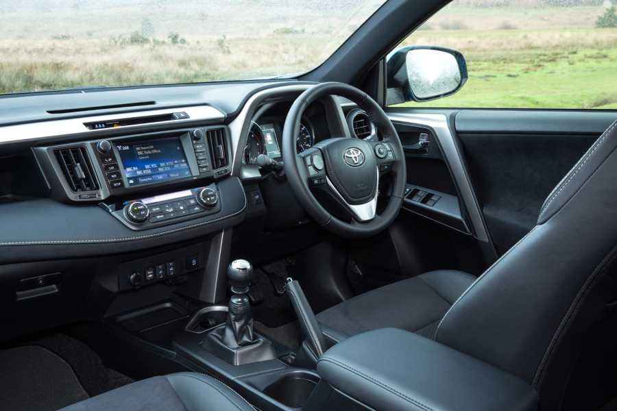 ToyRav4-4