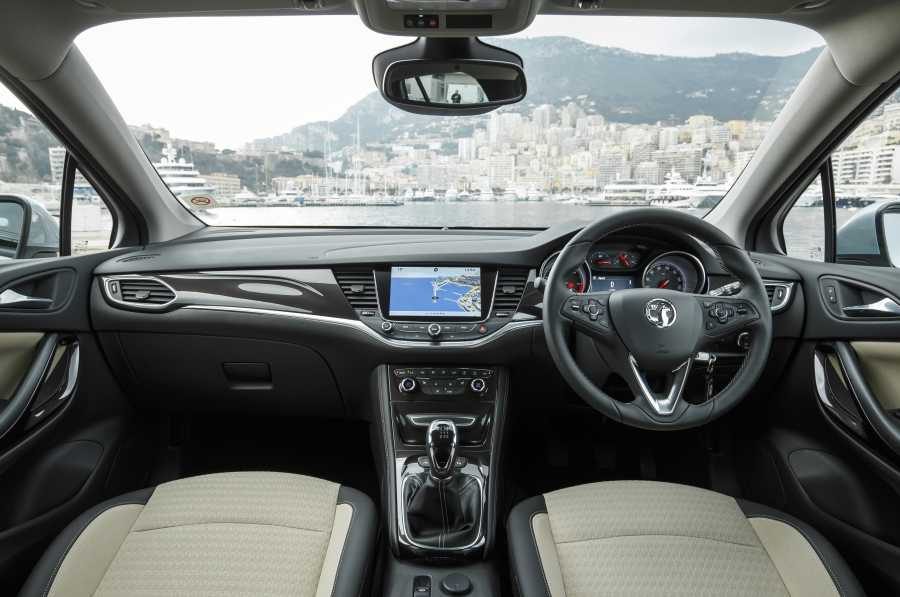 VauxAstST4
