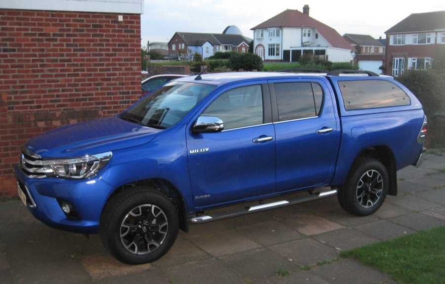 toyhilux2-hires